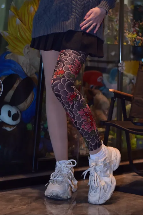 花腿纹身丝袜周边