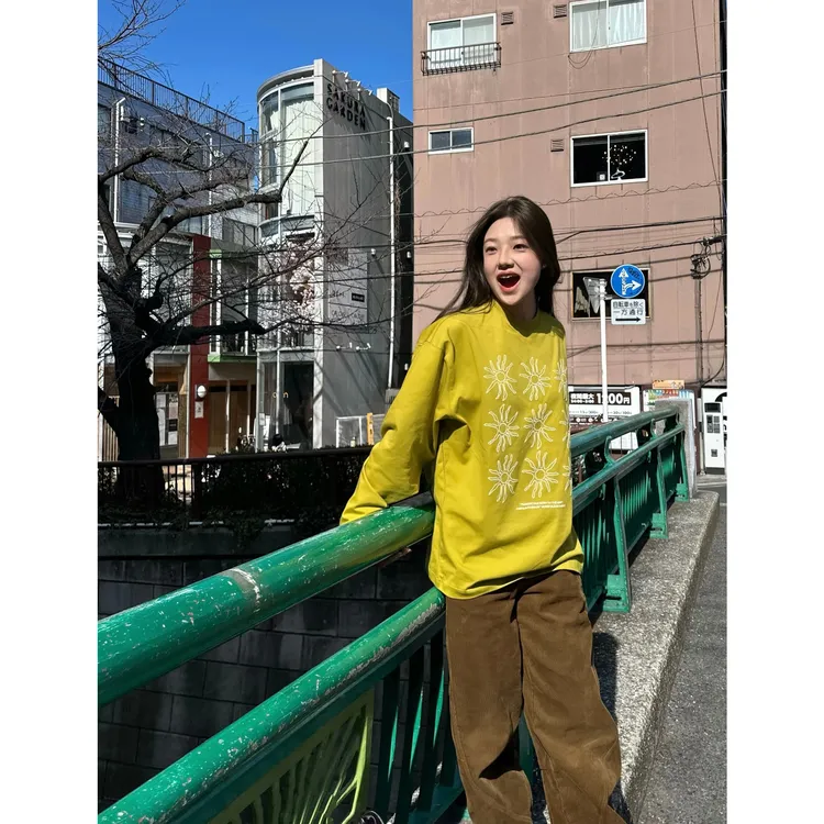 （运补6米）韩系太阳花印花慵懒感长袖T恤女