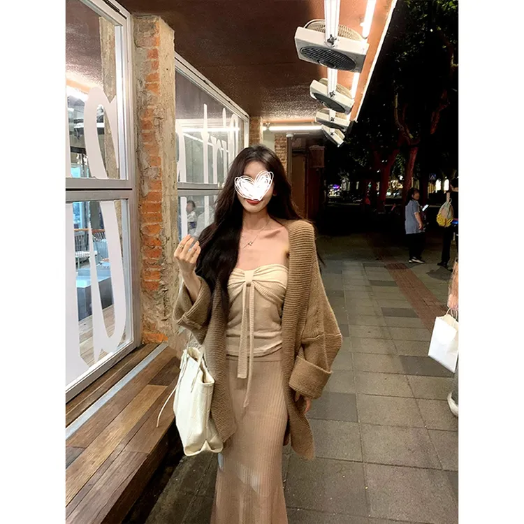 2025早秋新款慵懒风针织开衫毛衣外套包臀鱼尾半身裙两件套女