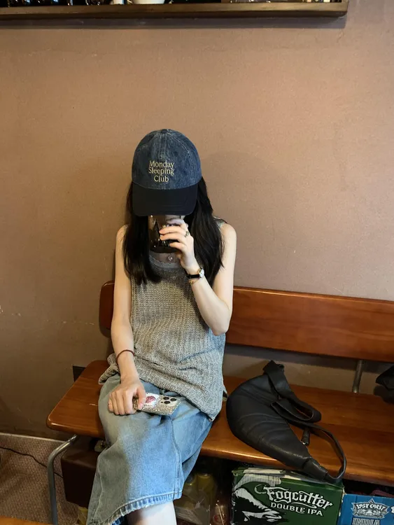 2025夏季新款韩系气质百搭针织背心高腰复古牛仔七分裤两件套装