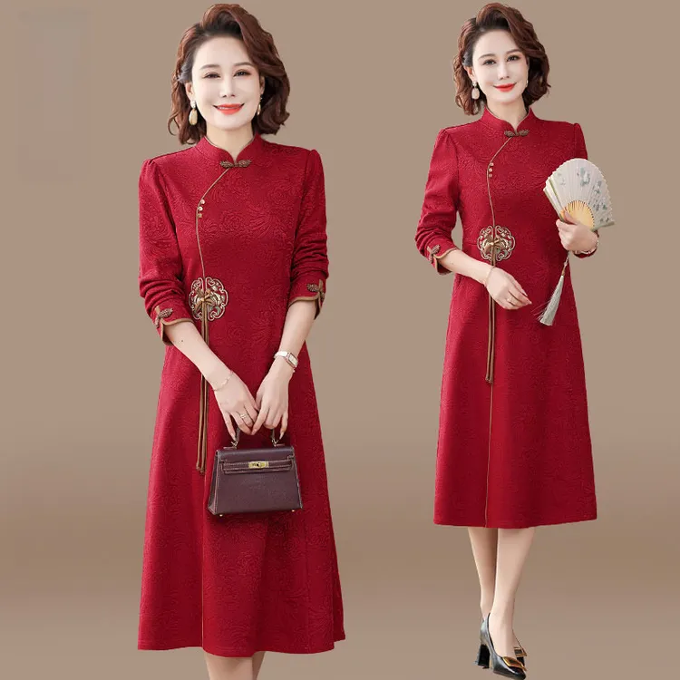 妈妈婚宴礼服秋装连衣裙喜婆婆2025新款中老年女装春秋季结婚裙子