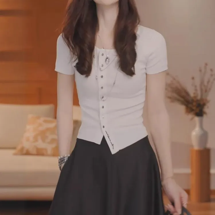 大码设计感斜扣不规则针织衫女夏季胖MM简约百搭修身显瘦短袖上衣