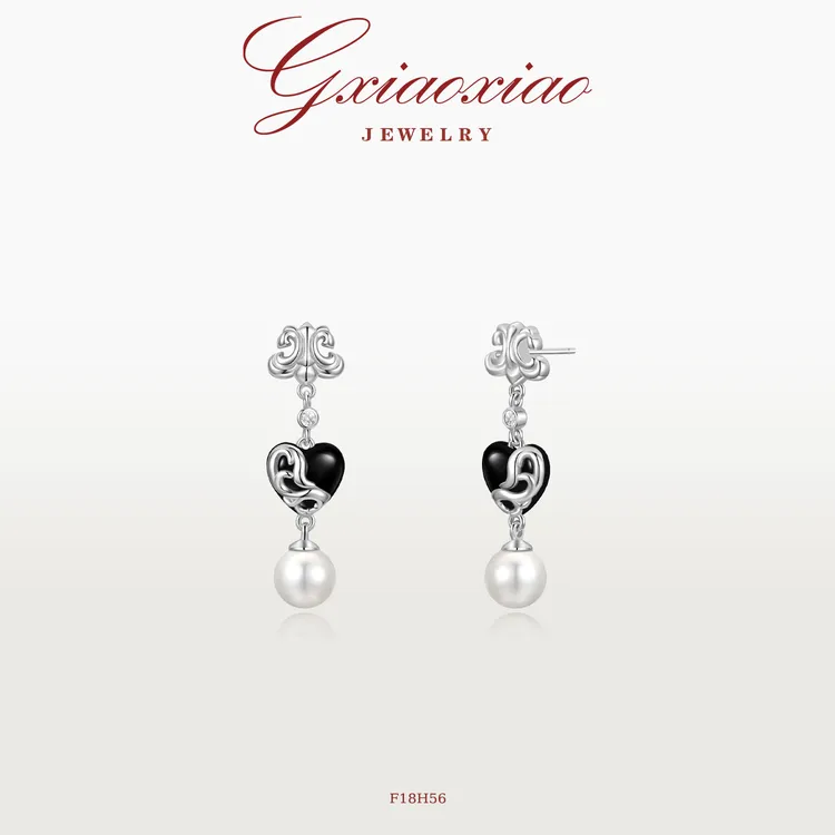 G XIAOXIAO仿珍珠法式气质高级设计感鸢尾花爱心百搭耳环 F18H56