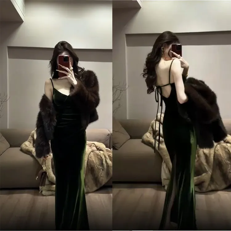 2025秋冬新款高级感保暖气质短款毛毛外套配法式复古丝绒吊带裙女