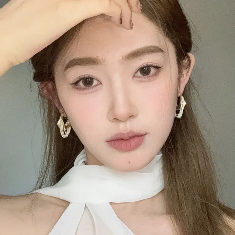 oushipei/欧诗佩 铜合金耳饰 个性独特链条流苏金银撞色耳扣耳饰