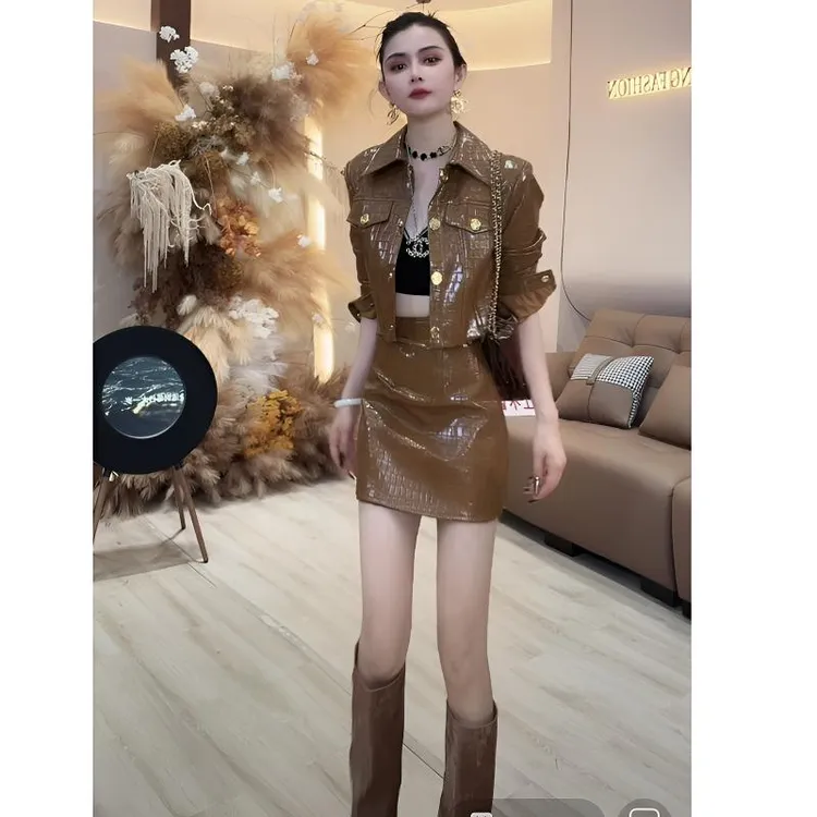 【YING FASHION】莹老板-时尚气质百搭鳄鱼纹皮套装 8020827 1100