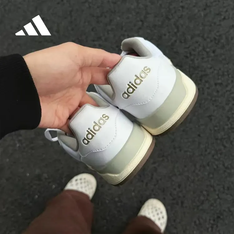 正品Adidas阿迪达斯男女休闲运动少年感复古篮球板鞋JQ3926【特惠】