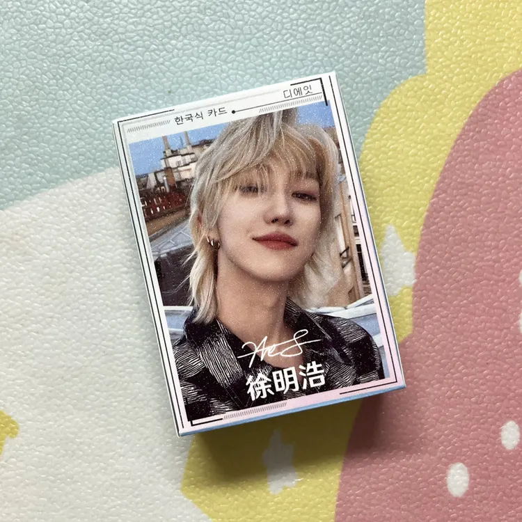 徐明浩the8周边小卡55张自制个人照片写真集镭射闪卡收藏生日礼物
