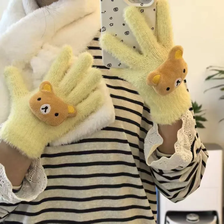 可爱轻松小熊手套保暖貂毛学生户外通用五指分指骑行冬季手套可爱