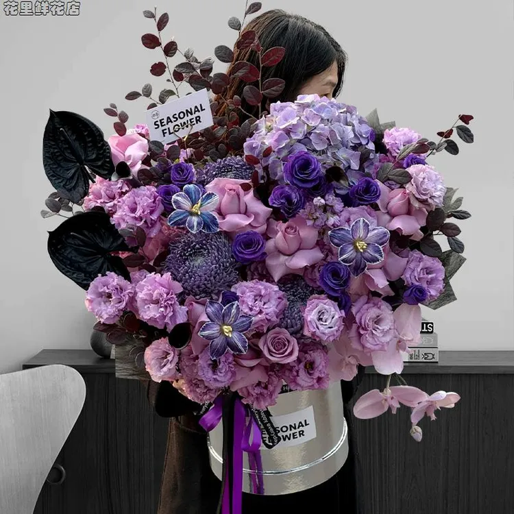 全国高级定制玫瑰郁金香抱抱桶花束同城配送女友生日礼北京成都店