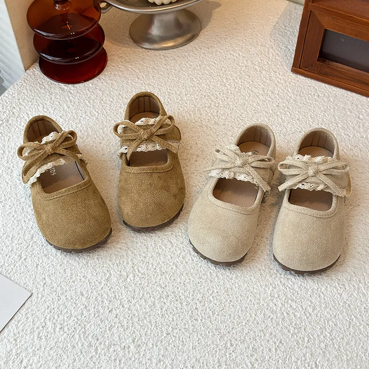 女宝宝韩版皮鞋2025春秋款女童浅口单鞋淑女搭裙子小童复古软底鞋