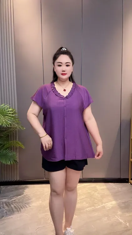 2025夏季新款时尚洋气V领花边纯色简约百搭上衣