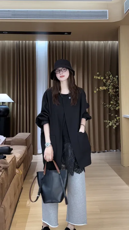 月月不吃鱼2025春款小众设计极简风斜襟单扣百搭外套  2503C1277