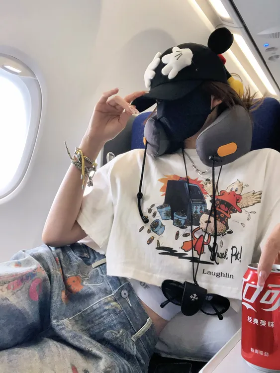 婉君【韩国捣乱鸭】夏季宽松潮流印花休闲短袖上衣 LWJ25B2T1575