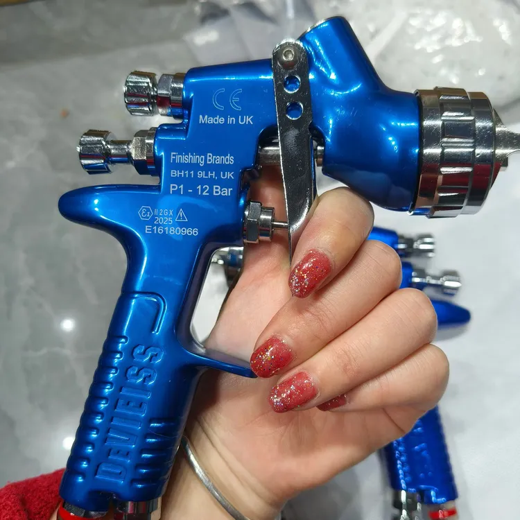 TT汽车喷漆枪特价处理外观上小瑕疵全新全套正常使用