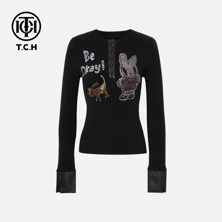 TCH私服冬款慵懒风烫钻时尚淑女黑色长袖T恤T75D08E1002轻奢tch