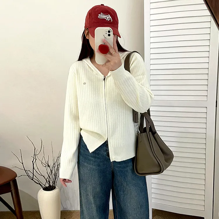 大码女装v领连帽卫衣女休闲外套2025秋胖mm百搭宽松针织开衫
