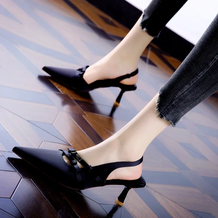 6CM[已开价]公主风尖头中跟高跟鞋女夏季蝴蝶结细跟包头凉鞋1681