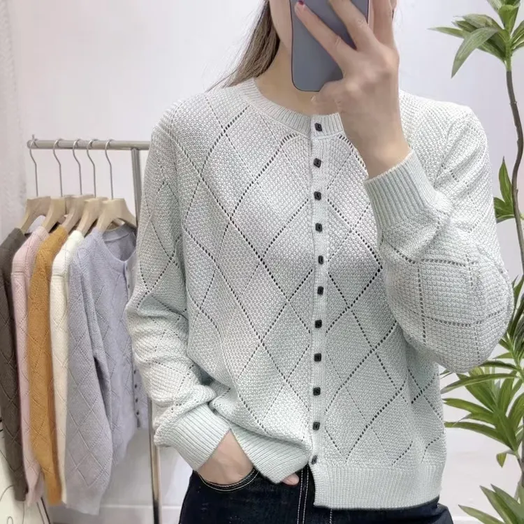 方糖扣镂空针织一款两穿