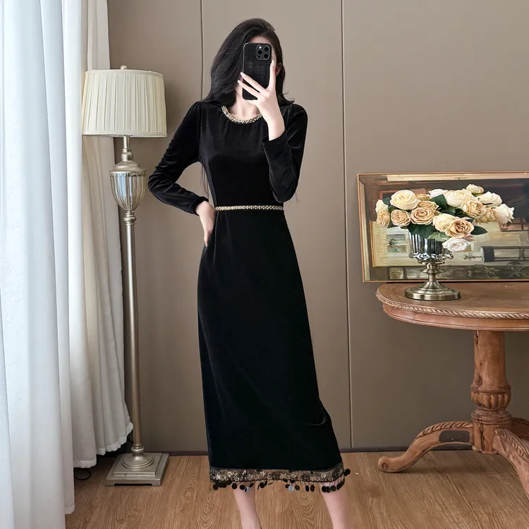 秋冬丝绒大码流苏拼接重工钉珠优雅显瘦丝绒连衣裙