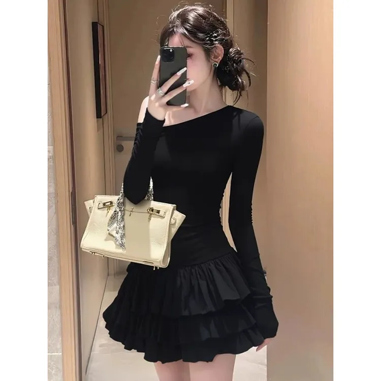 辣妹风斜肩长袖连衣裙女秋冬修身设计感小众小个子别致花苞短裙子