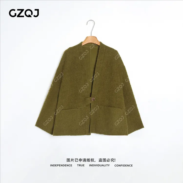 老琴私服 【苔绒漫语】琥珀流光风苏力羊驼V领时尚外套女秋冬款 134