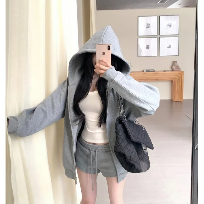 慵懒复古灰色连帽拉链卫衣外套女秋季休闲套装抽绳直筒短裤两件套