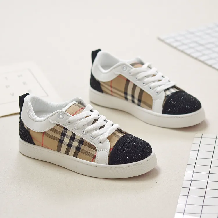 潮牌红底格子运动板鞋男女水钻透气百搭低帮潮鞋系带德训鞋休闲鞋