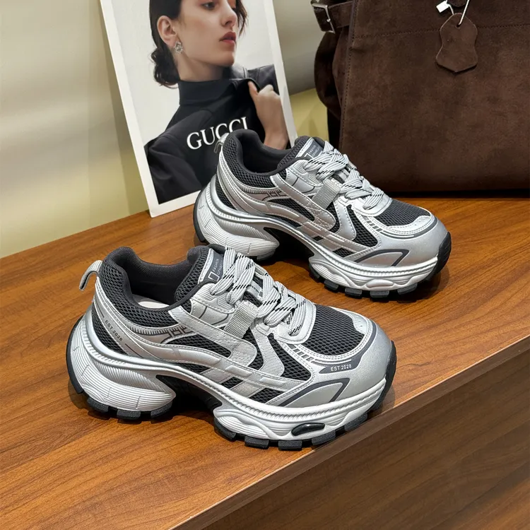 真皮松糕时髦炸街老爹鞋女2025新款秋季厚底小个子增高休闲运动鞋