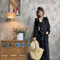 【流浪记沐木】（炫酷）黑色牛角扣连帽双口袋风衣女装外套z1019