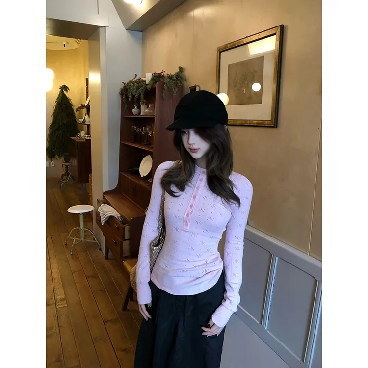 粉色镂空针织衫女春季新款设计感亨利领打底衫修身显瘦辣妹上衣潮
