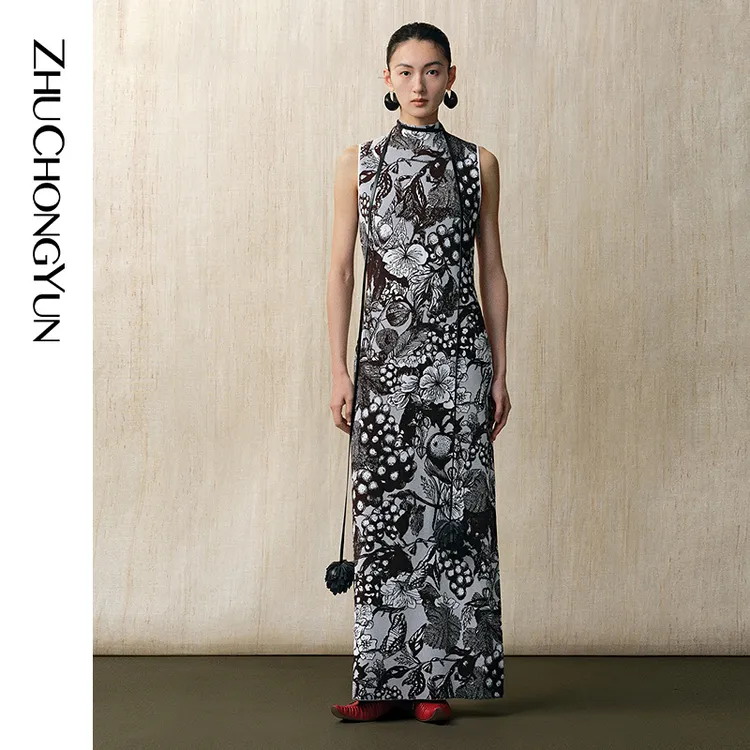 ZHUCHONGYUN2025春款原创花稿无袖收腰修身针织连衣裙C1FZ1727M