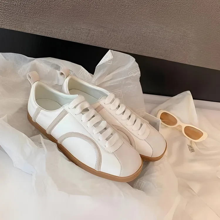 【苏茵茵同款】略显品味~tot*方头系带休闲小白鞋女德训阿甘鞋板鞋 