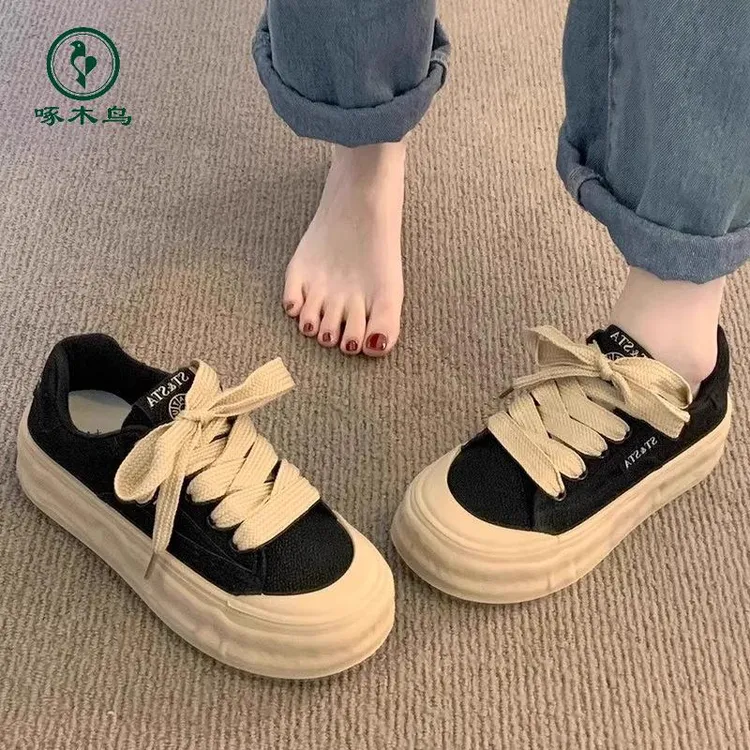 【啄木鸟】厚底德训鞋女秋秋新款溶解小黑鞋低帮防滑板鞋休闲百搭运