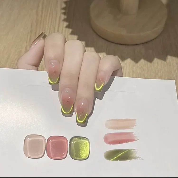 【绿野仙踪】春夏多巴胺西瓜绿纯手工小红书流行高级穿戴甲夏季裸色