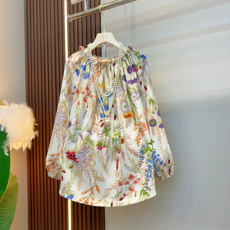 早春气质一字肩碎花欧韩时尚潮流遮肉雪纺衫9056