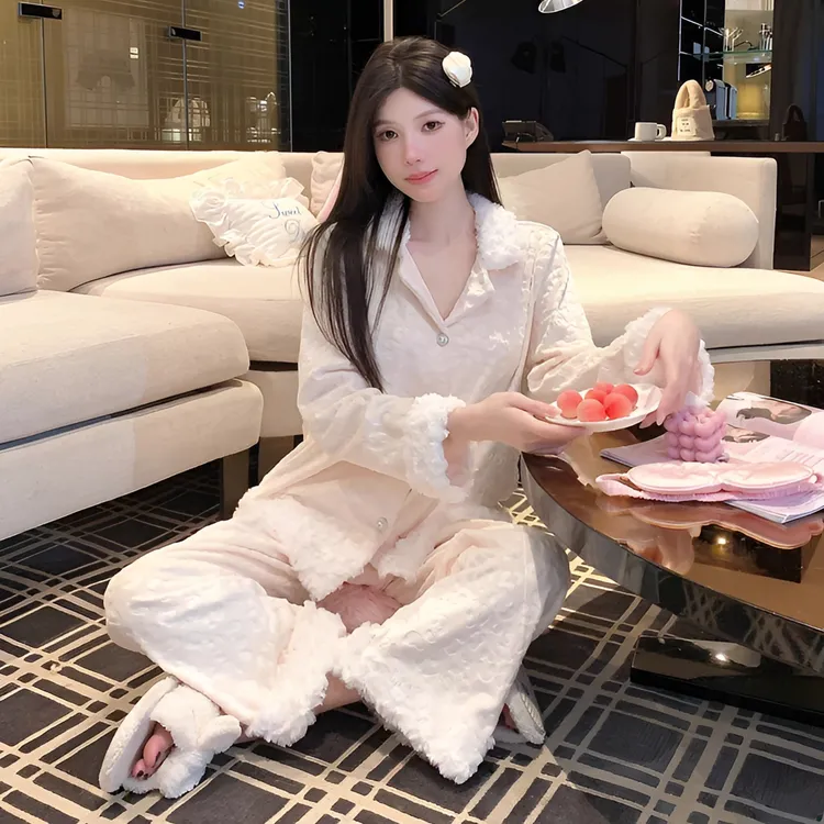 2025新款睡衣女秋冬保暖加绒豹纹海岛绒亲肤高级感甜美家居服套装