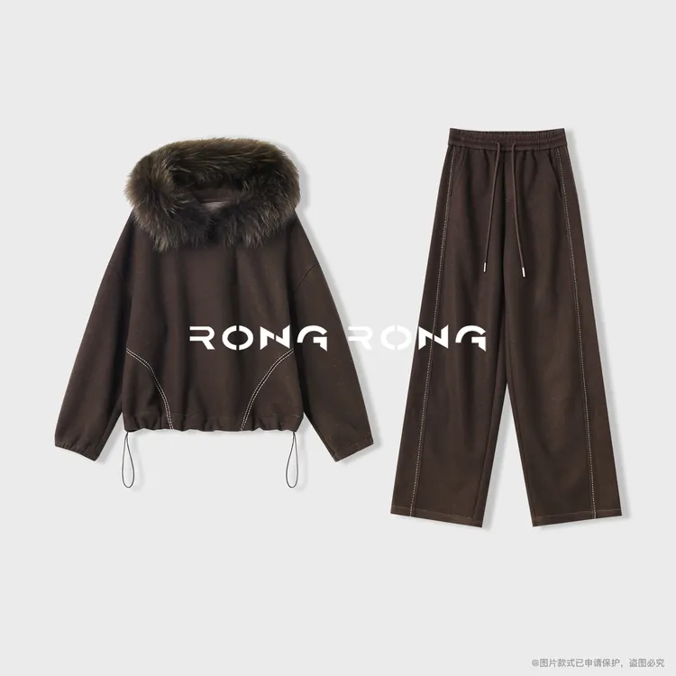 溶溶【雾霭云团】RONG 绵羊毛醋酸桑蚕丝混纺貉子毛领套装2518K901