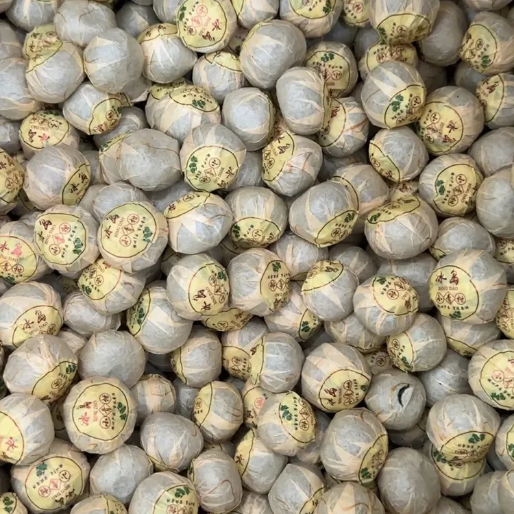 新会小青柑果香天然生晒搭配熟普的桔普茶罐装