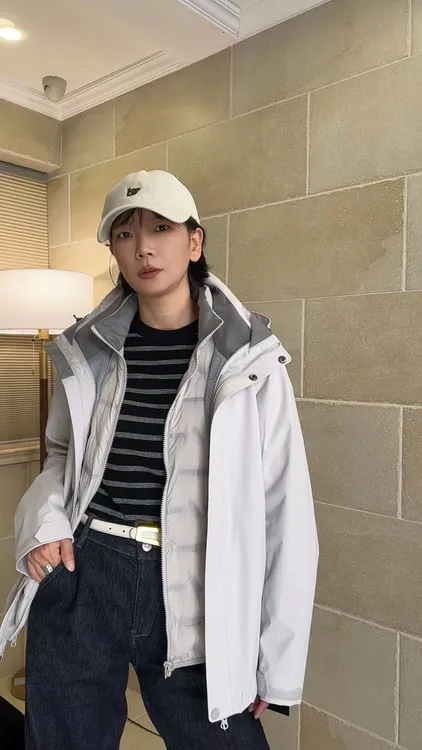 羽绒冲锋衣三合一外套