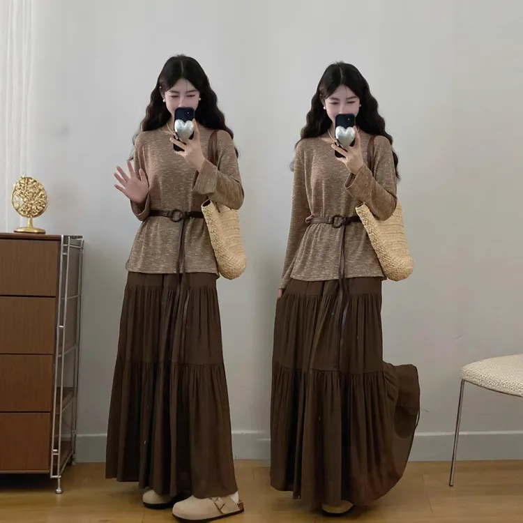 日韩风宽松孕妇可穿秋季大码女装胖mm时尚叠穿圆领上衣半身裙套装