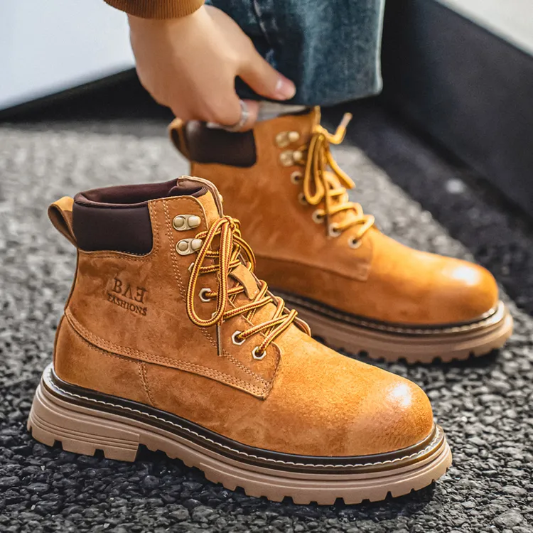 马丁靴男款休闲靴秋季2025新款增高工装靴子男士潮流英伦风大黄靴