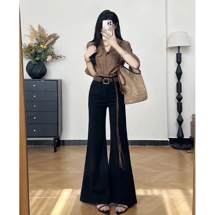 乔栈早秋新款黑色老钱风不贴腿喇叭牛仔裤女高腰提臀显瘦气质穿搭