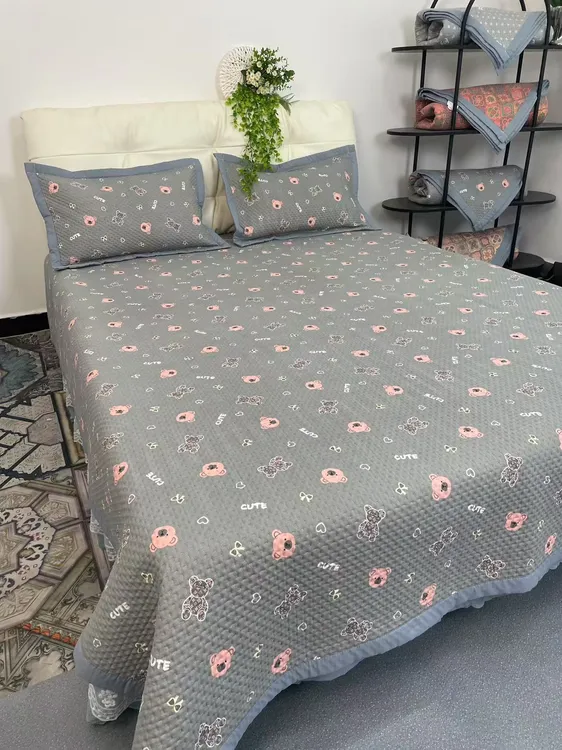 防滑细纱合格品双面一等品盖毯印花亲肤水洗枕套床盖夹棉大床加厚