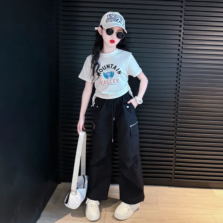 女孩夏装套装2025新款女童夏季短袖上衣两件套儿童薄款休闲工装裤