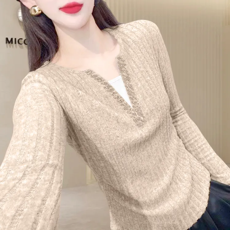 拼接时尚螺纹春秋修身长袖V领设计感假两件打底衫女烫钻百搭上衣
