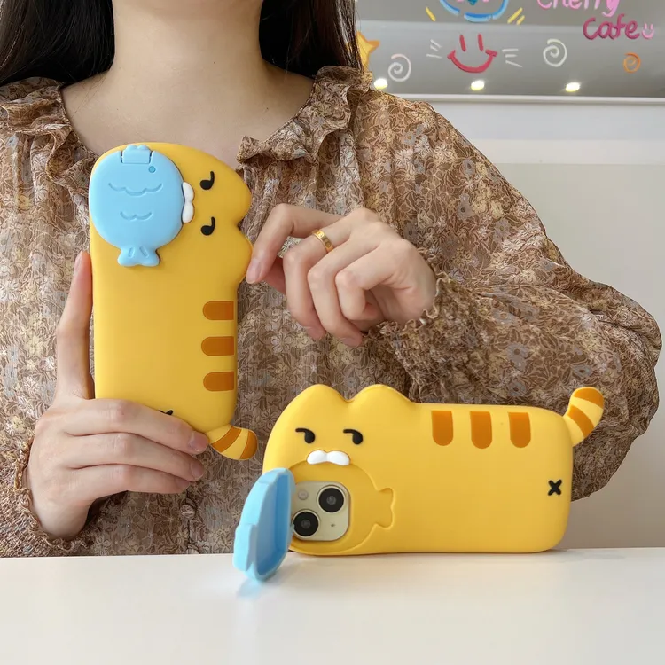 (苹果)猫吃鱼支架可爱适用iPhone16卡通创意15立体14网红软硅胶壳