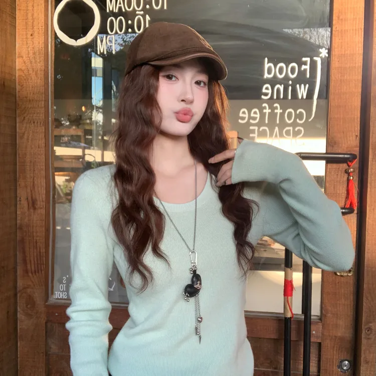 绿色打底衫毛衣女装内搭2025新款爆款冬季穿搭针织上衣