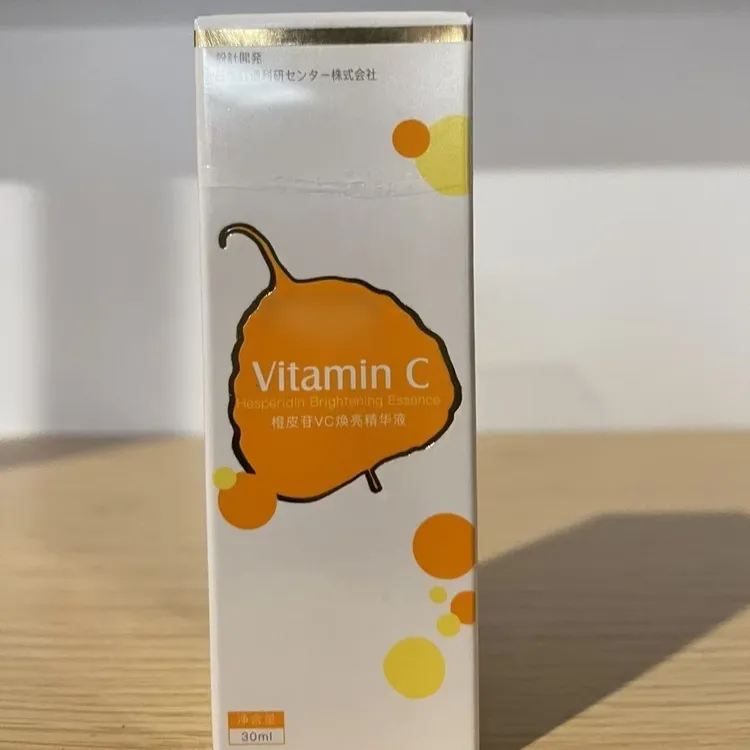叶子橙皮VC精华液