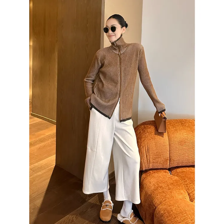 AME  九分镰刀裤   量感高街立裁分割线九分镰刀卫裤ZD12KZYL916